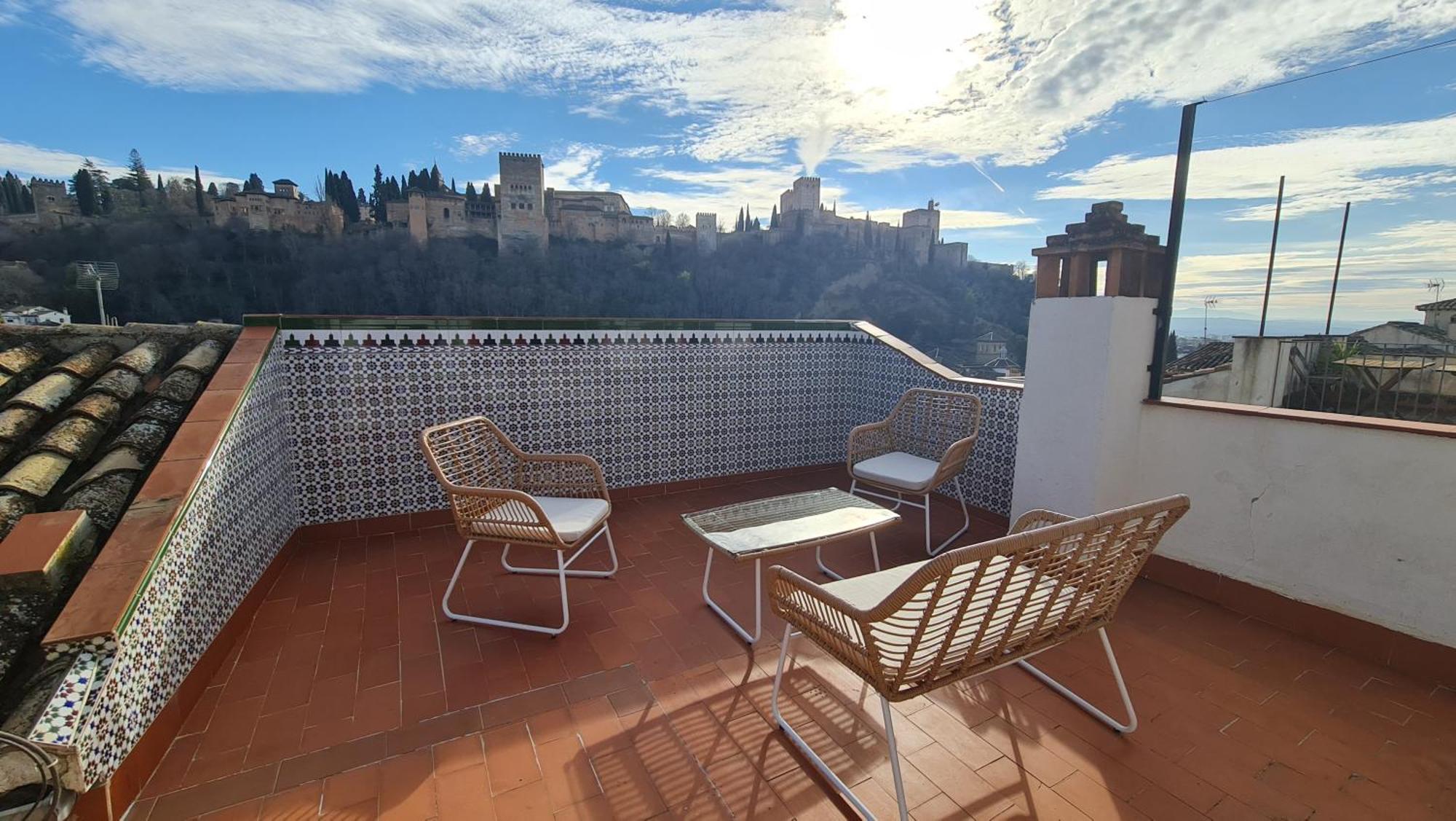 Zenit Mediterranean Suites By Florentia Homes Granada Buitenkant foto
